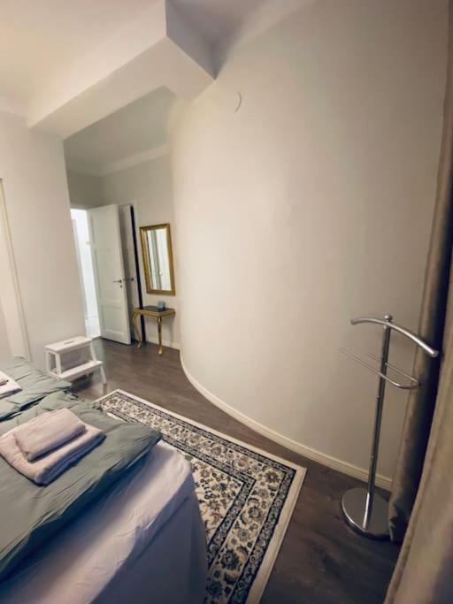 Glorious Apartment In Hakaniemi Helsinki Bagian luar foto